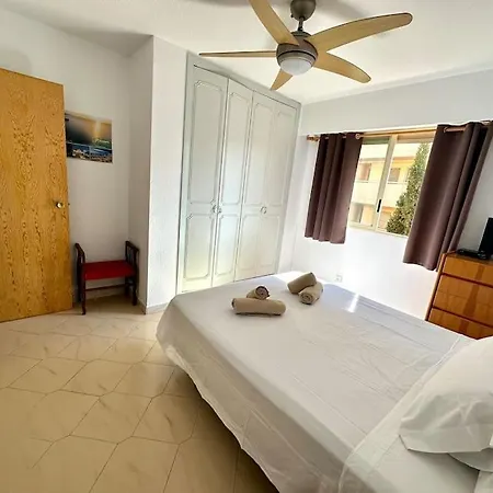 Mistral 3 Bed 2 Bath With Pool 公寓 *